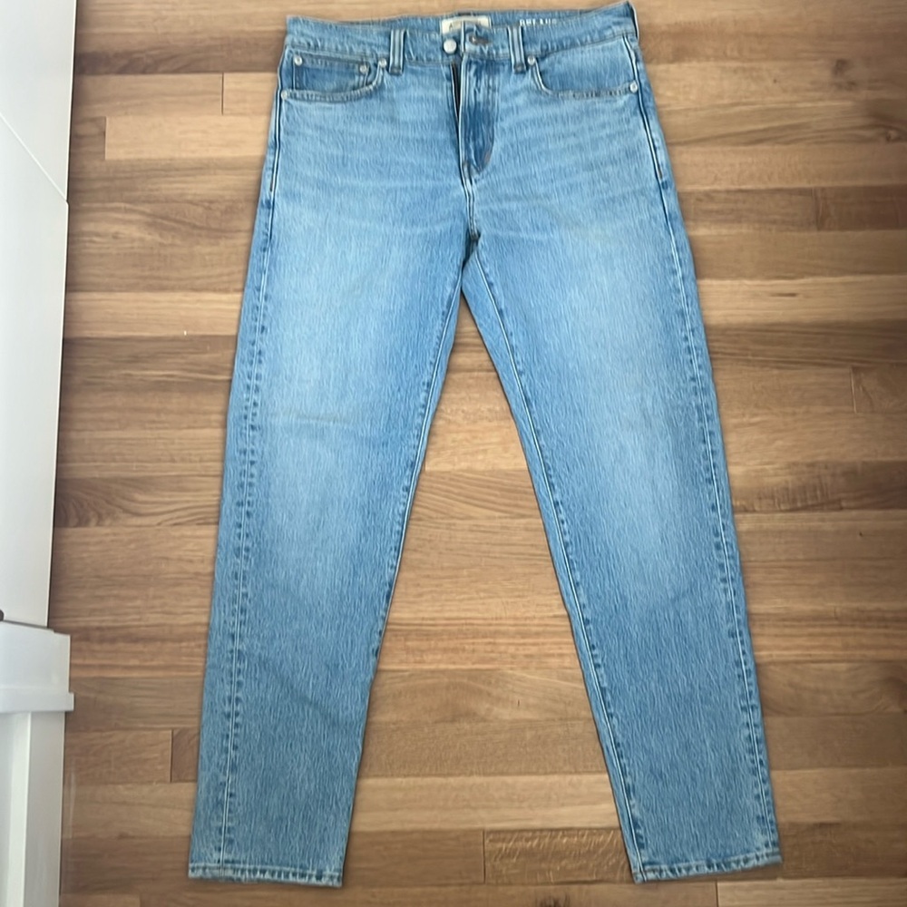 Madewell Relaxed Taper Jean